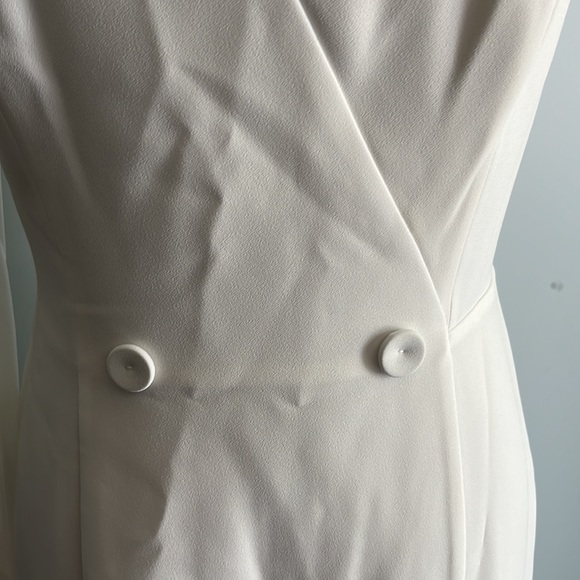 BCBG half shoulder dress size 10 - Picture 5 of 7